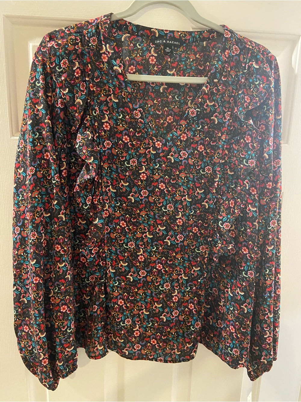 Zac & Rachel XL Chic Boho Floral V-Neck Ruffle Blouse NWT